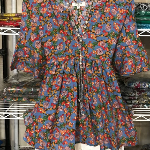 New Umgee Blue Floral Babydoll Top S-M-L - Picture 3 of 4